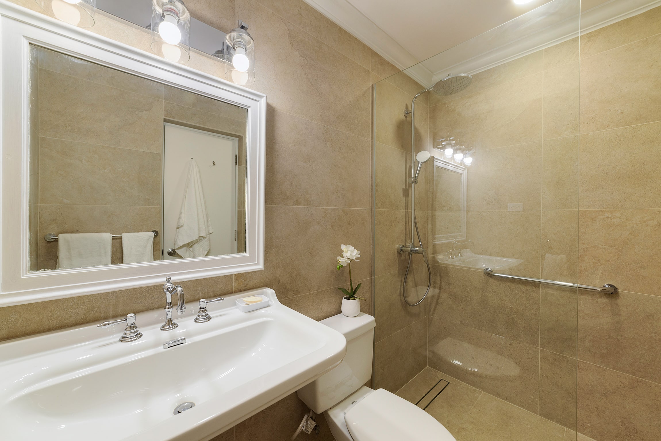 Bathroom at Grateful Terrace